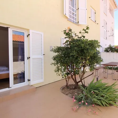 Apartment Limun *